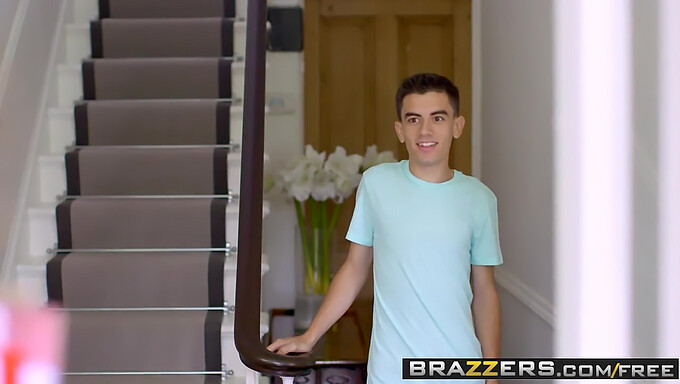 Brazzers: Nevlastné Mamičky V Kontrole - Ania Kinski, Zoe Doll A Jordi