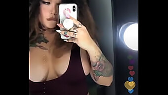 Bekijk De Live Instagram-Show Van Jennifer Aboul La Rabbit Met Een Grote Kont